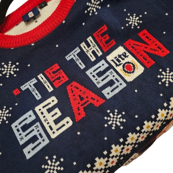 HOLIDAY SWEATER - Picture 9 of 9